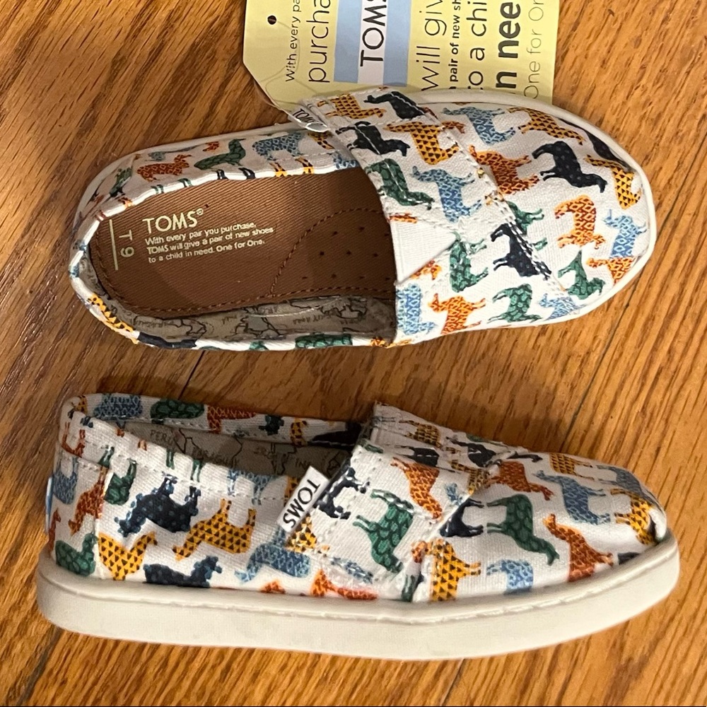 NWT Toms Tiny Classics, Blue